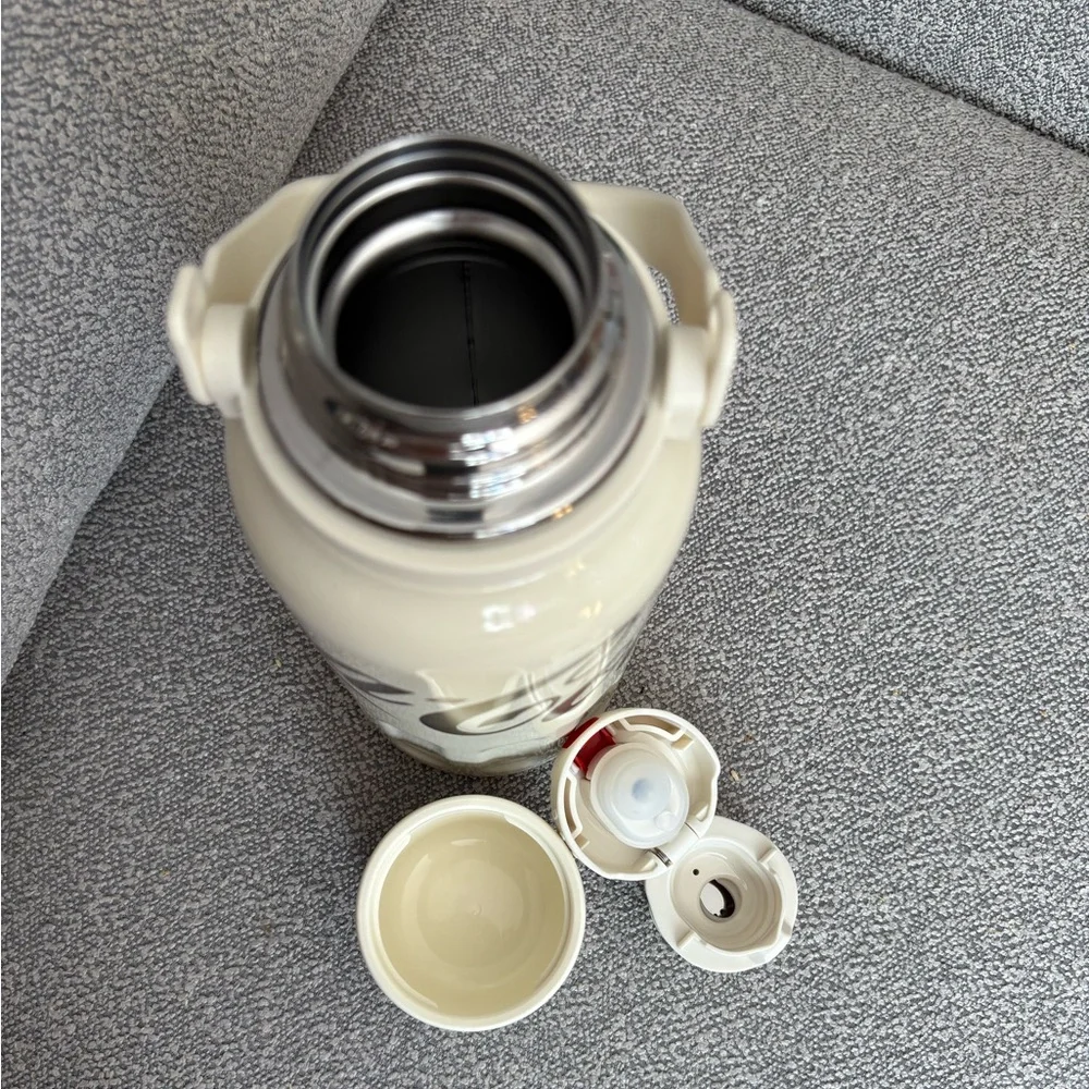 Coca Cola Insulated Thermos 🤍 - Picture 8 of 8